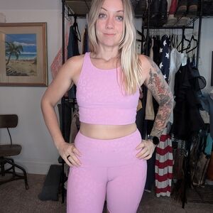 Women's Pink Leopard Print Sports Bra and Leggings Set